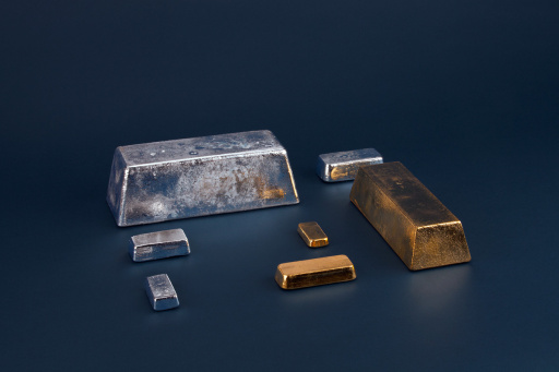 picture of gold and silver bars